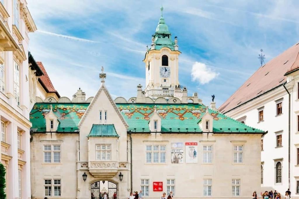 Diamond Residence In Old Town With Free Parking Bratislava Dış mekan fotoğraf