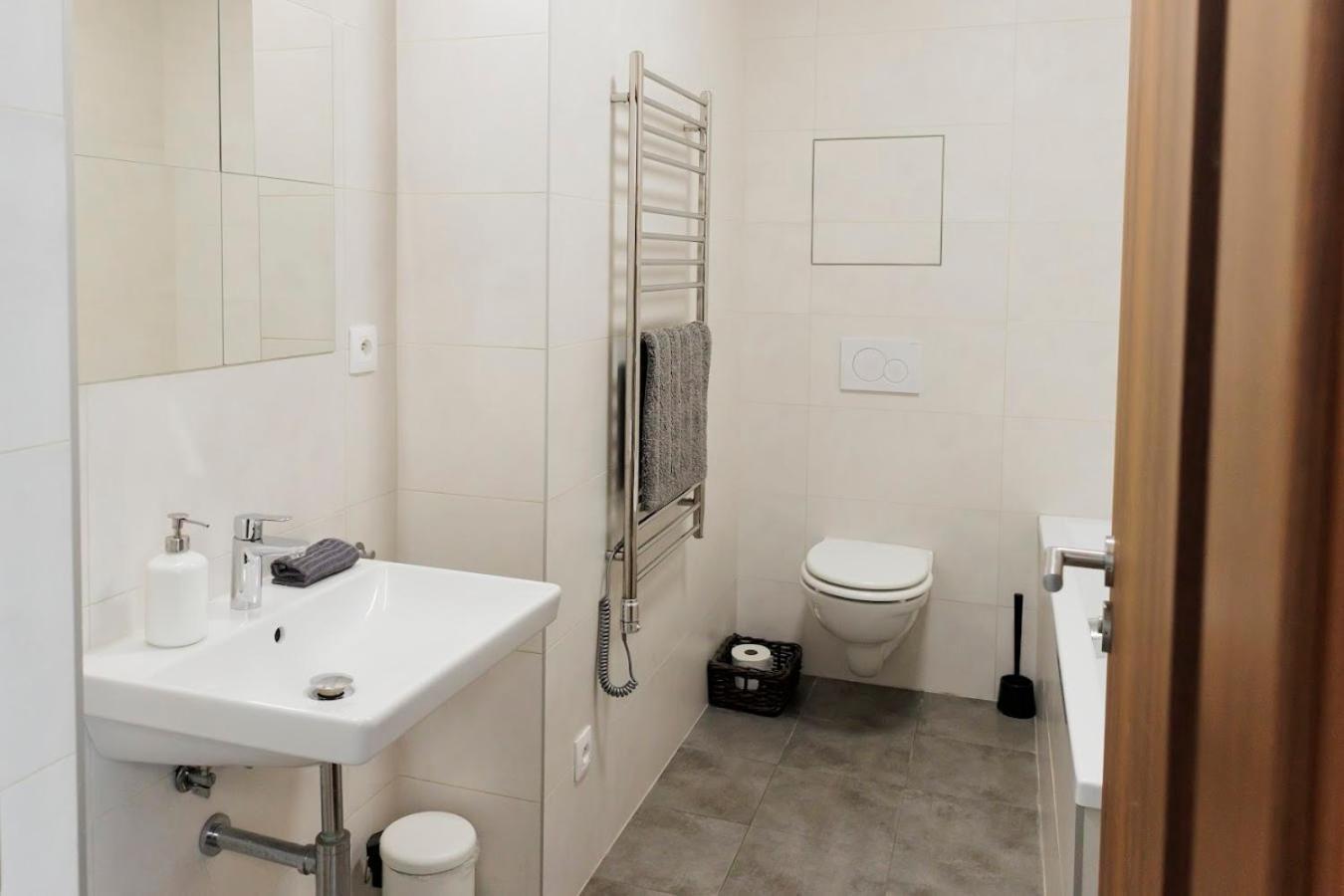 Diamond Residence In Old Town With Free Parking Bratislava Dış mekan fotoğraf